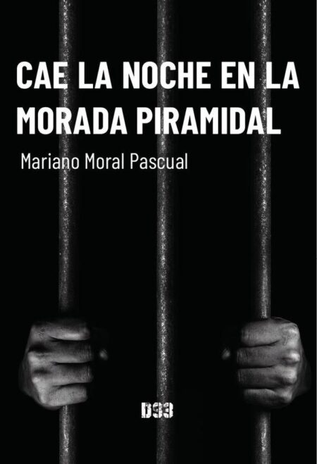 Cae la noche en la morada piramidal